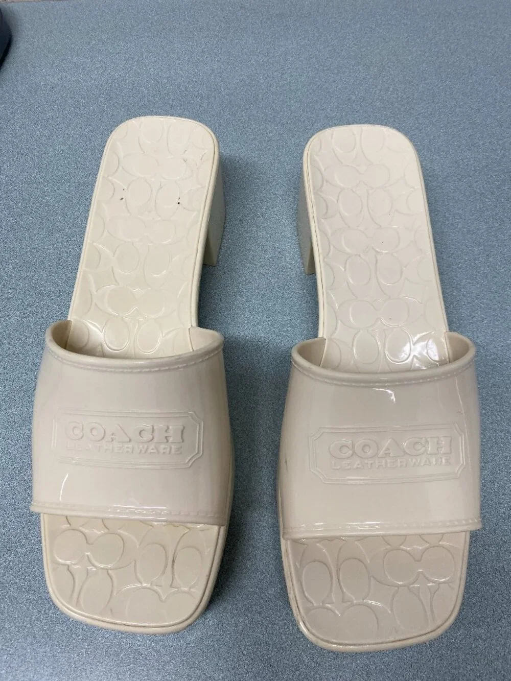Coach Scarlett Rubber Block Heel Platform Slide Sandals Cream Women's Size 10